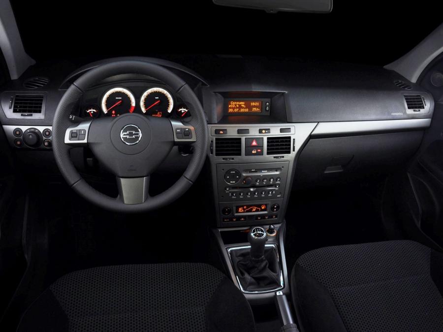  Chevrolet Vectra GT 2009 года  (фото 3 из 3)